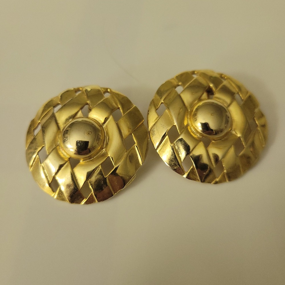 Vintage Gold Basketweave Clip On Statement Earrings Size 1.25 In Mob Wife